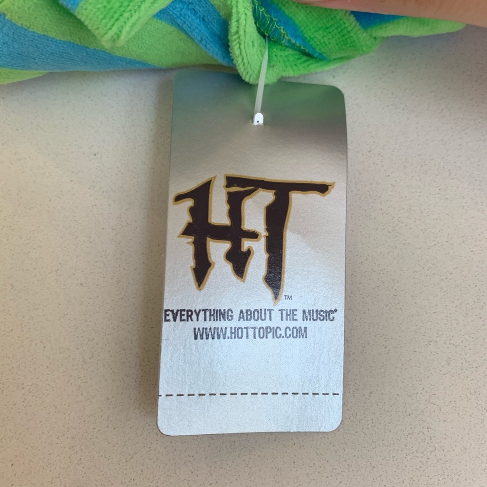 NWT Hot Topic velour fingerless gloves - Picture 6 of 8